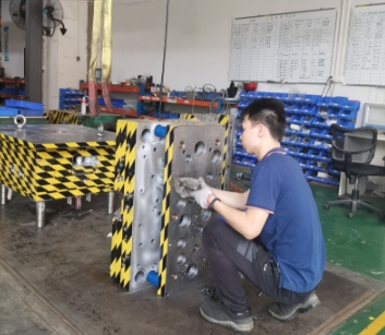 汽车模具加工和制造工艺流程